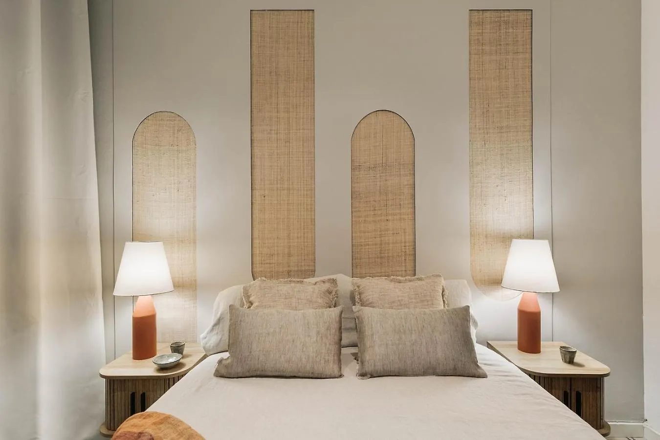 Apartment Veduto - 2 Bedrooms In Eixample Esquerra Barcelona Spain