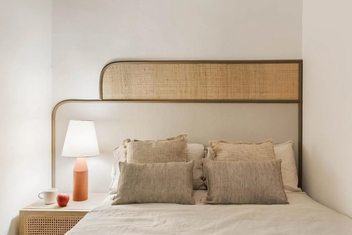 Veduto - 2 Bedrooms In Eixample Esquerra Barcelona Apartment